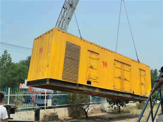 陆川300KW柴油发电机组油耗是多少？